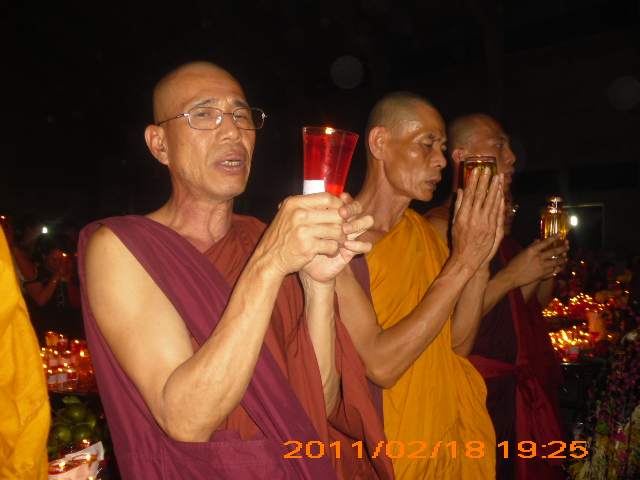 Lễ hội cúng đèn rằm tháng Giêng tại Thiền viện Phước Sơn