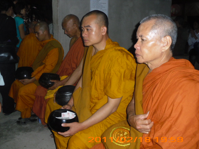 Lễ hội cúng đèn rằm tháng Giêng tại Thiền viện Phước Sơn