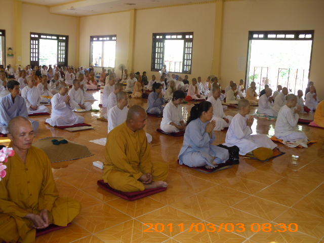Khóa tu thiền một ngày tại thiền viện Phước Sơn.