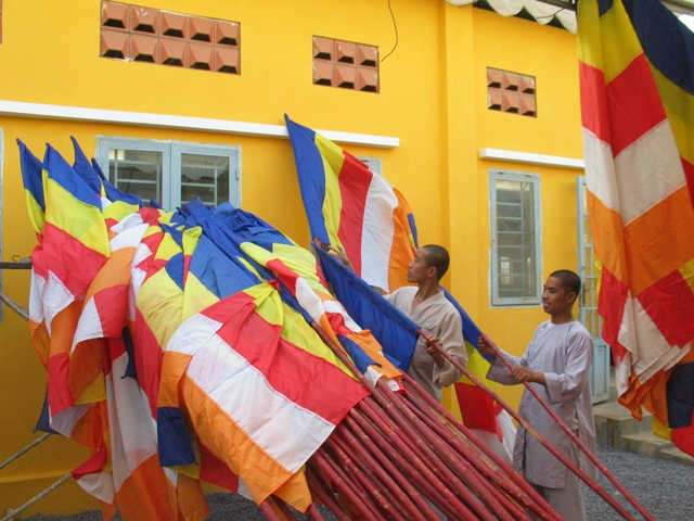 Trường Trung Cấp Phật Học Đồng Nai chuẩn bị cho lễ An vị Phật, khánh thành Giảng đường, Thiền đường, Tăng đường