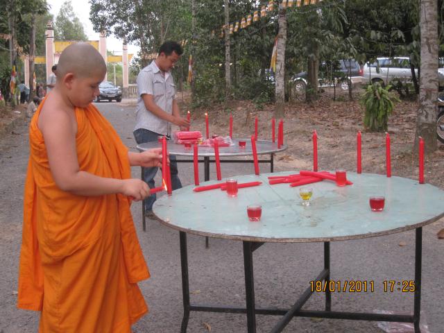 Lễ hội cúng đèn rằm tháng Giêng tại Thiền viện Phước Sơn