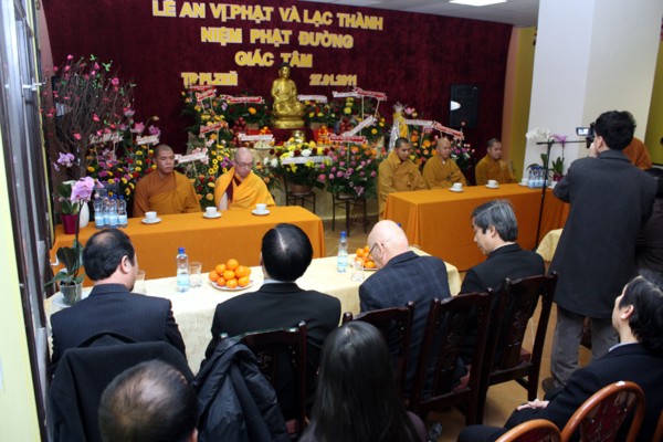 Séc: Lạc thành niệm Phật đường Giác Tâm