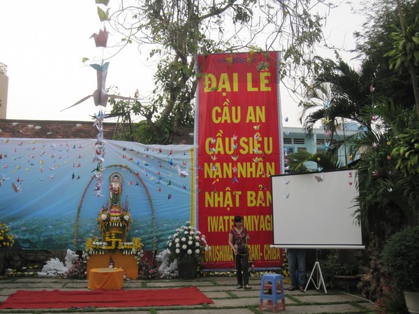 TP. HCM: Chùa Long Huê tổ chức Đêm Cầu Nguyện cho nạn nhân động đất sóng thần tại Nhật Bản