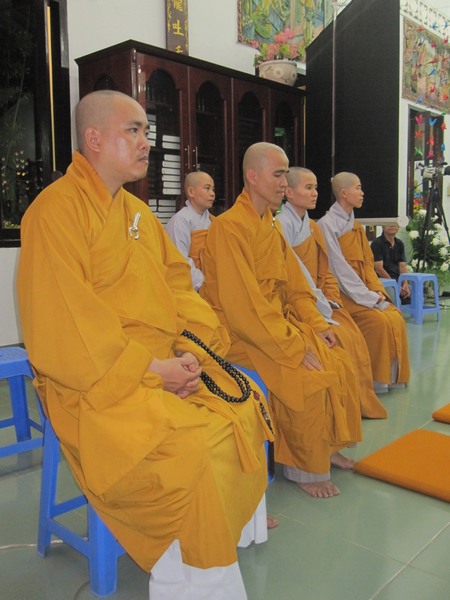 TP. HCM: Chùa Long Huê tổ chức Đêm Cầu Nguyện cho nạn nhân động đất sóng thần tại Nhật Bản