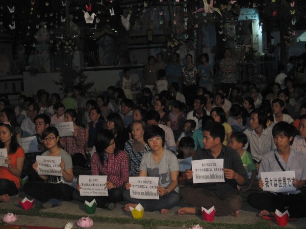 TP. HCM: Chùa Long Huê tổ chức Đêm Cầu Nguyện cho nạn nhân động đất sóng thần tại Nhật Bản