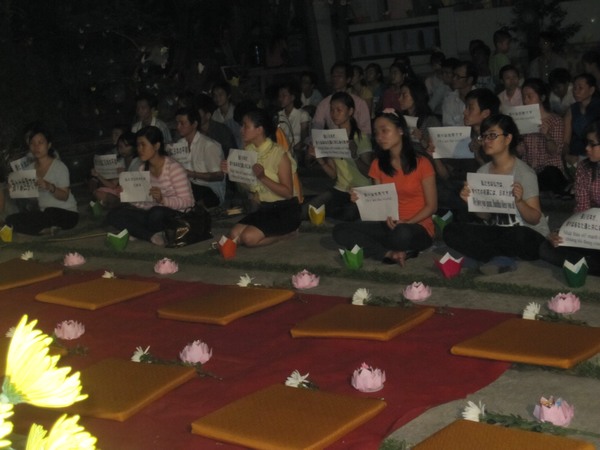 TP. HCM: Chùa Long Huê tổ chức Đêm Cầu Nguyện cho nạn nhân động đất sóng thần tại Nhật Bản