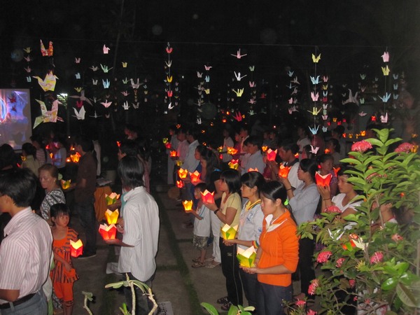 TP. HCM: Chùa Long Huê tổ chức Đêm Cầu Nguyện cho nạn nhân động đất sóng thần tại Nhật Bản