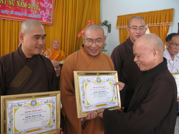 TP. HCM: Lễ tổng kết hoạt động Phật sự 2010 của Ban Đại diện Phật giáo huyện Hóc Môn