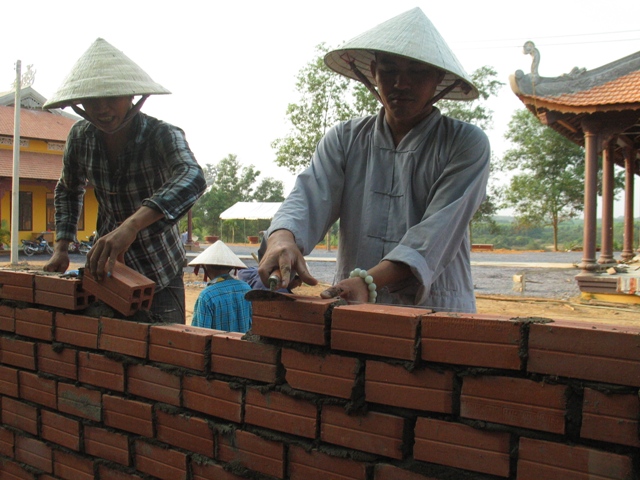 Trường Trung Cấp Phật Học Đồng Nai chuẩn bị cho lễ An vị Phật, khánh thành Giảng đường, Thiền đường, Tăng đường