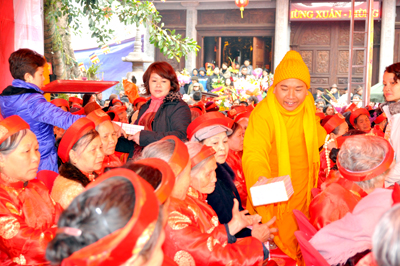 Lạng Sơn: Đạo tràng chùa Thành tổ chức Đại lễ Chúc thọ cho các Phật tử năm Tân Mão