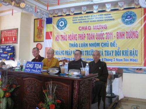 Những thảo luận sôi nổi tại Hội thảo Hoằng pháp 2011