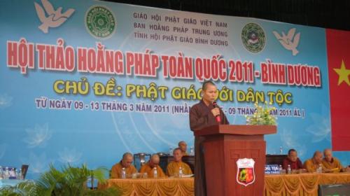Hội thảo với những bài tham luận