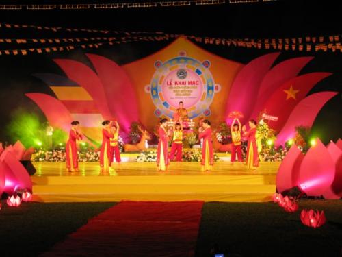 Chùm ảnh khai mạc Hội thảo Hoằng pháp toàn quốc năm 2011