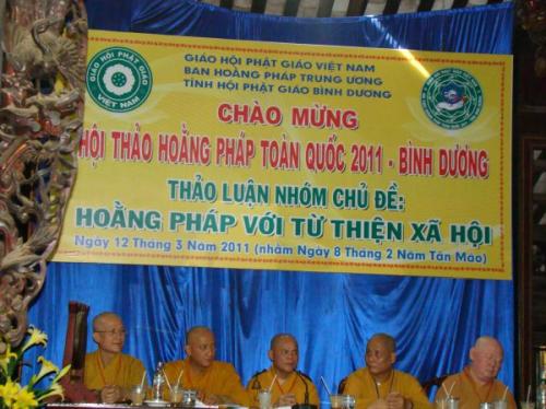 Những thảo luận sôi nổi tại Hội thảo Hoằng pháp 2011