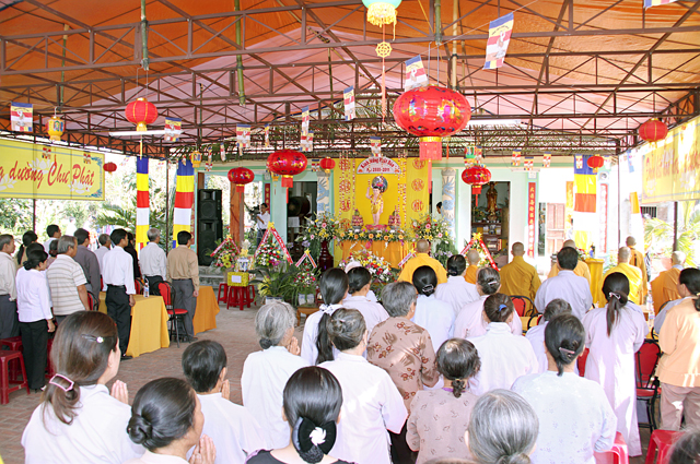 Gia Lai: Chùa Qui Sơn Tổ Chức Lễ Phật Đản