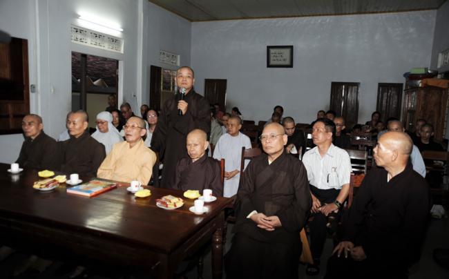 Đoàn làm Phim “Cuộc đời và đạo nghiệp của Trưởng lão Thích Minh Châu” đến Huế
