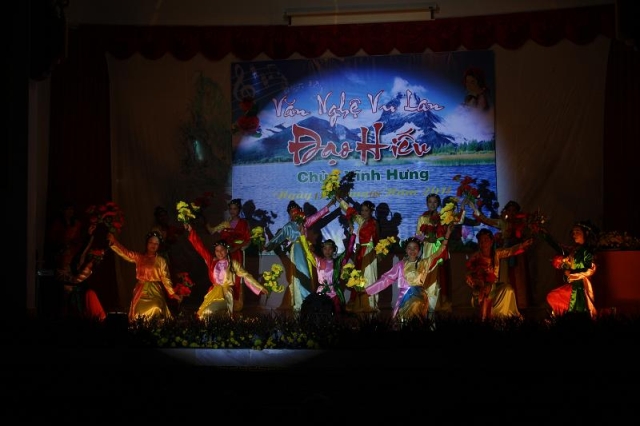 Đại lễ Vu Lan chùa Vĩnh Hưng 2011