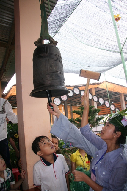Tưng bừng “Rung chuông chùa” Pháp Viên
