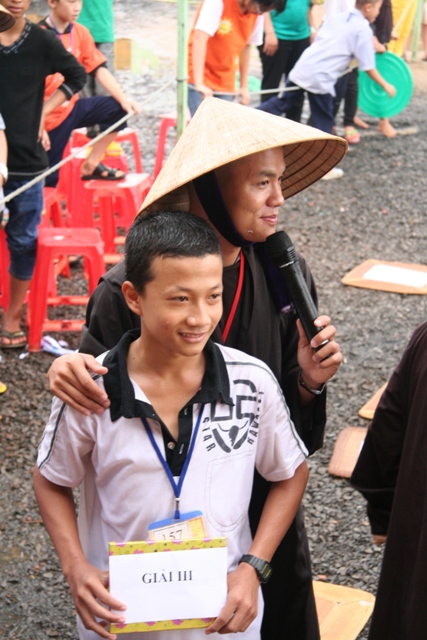 Tưng bừng “Rung chuông chùa” Pháp Viên