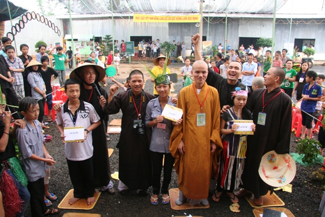 Tưng bừng “Rung chuông chùa” Pháp Viên