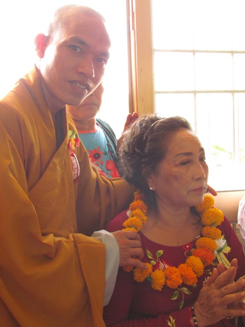 Đồng Tháp: Thiêng liêng và ý nghĩa lễ chúc thọ tập thể  tại chùa Quê Hương