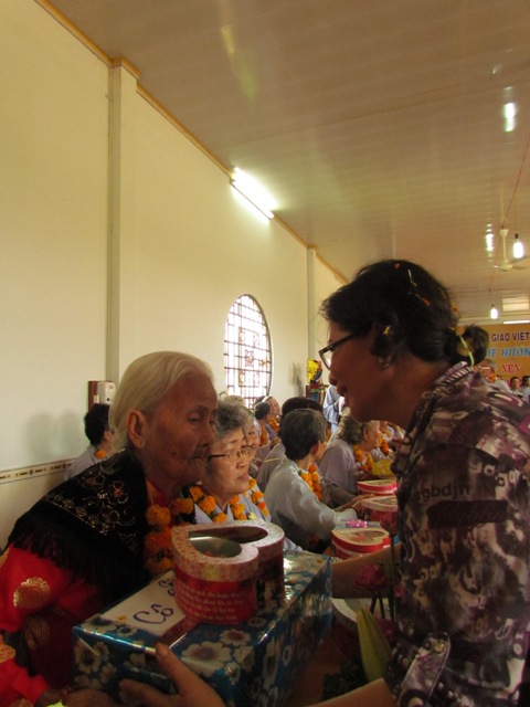 Đồng Tháp: Thiêng liêng và ý nghĩa lễ chúc thọ tập thể  tại chùa Quê Hương