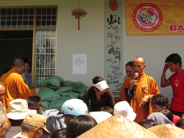 Đồng Tháp: Thiêng liêng và ý nghĩa lễ chúc thọ tập thể  tại chùa Quê Hương