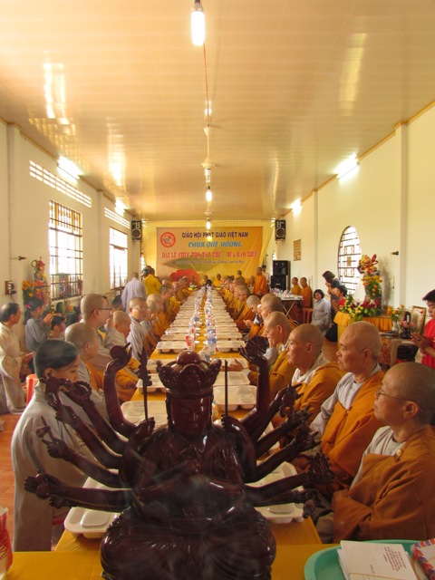Đồng Tháp: Thiêng liêng và ý nghĩa lễ chúc thọ tập thể  tại chùa Quê Hương