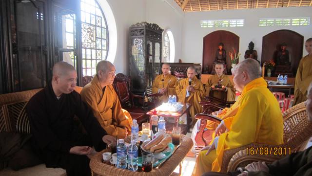 Đồng Tháp: Thiêng liêng và ý nghĩa lễ chúc thọ tập thể  tại chùa Quê Hương