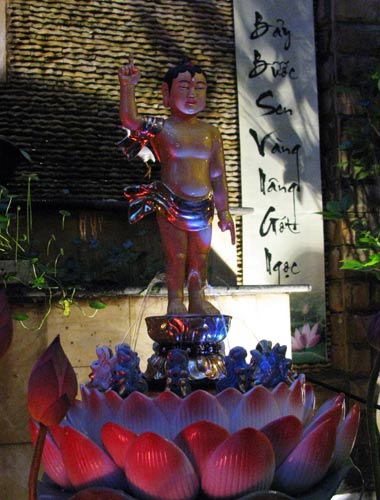 Khai trí, mở tâm mùa Phật đản
