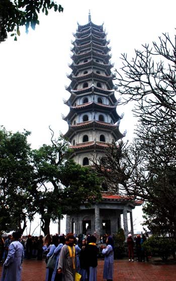 Các ngôi tháp ở Việt Nam