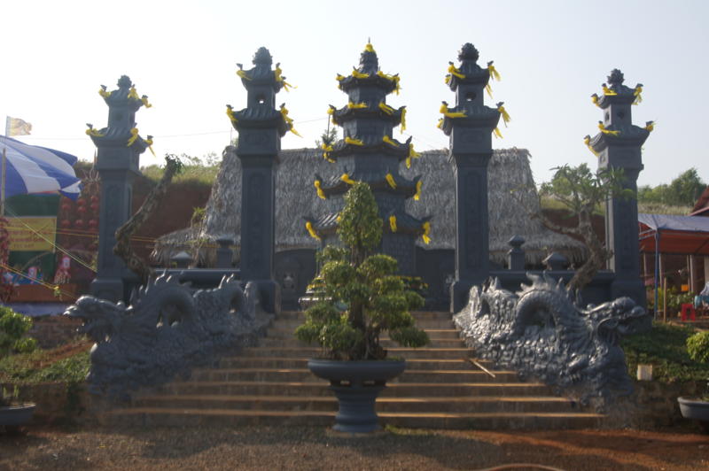 Đăk Nông: Chùa Hoa Khai Lễ Đúc Đại Hồng Chung húy kỵ HT. Thích Thông Tịnh (1923- 1964)