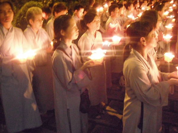 TP. HCM: Học viện PGVN tổ chức đêm thắp nến cầu nguyện, nhân 49 ngày cho nạn nhân tại thảm họa Nhật Bản