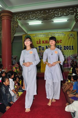 Tưng Bừng Đêm Cống Hiến Văn Nghệ Và Duyên Dáng Áo Lam Tại Khóa Tu Mùa Hè – Bình Định
