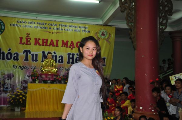 Tưng Bừng Đêm Cống Hiến Văn Nghệ Và Duyên Dáng Áo Lam Tại Khóa Tu Mùa Hè – Bình Định