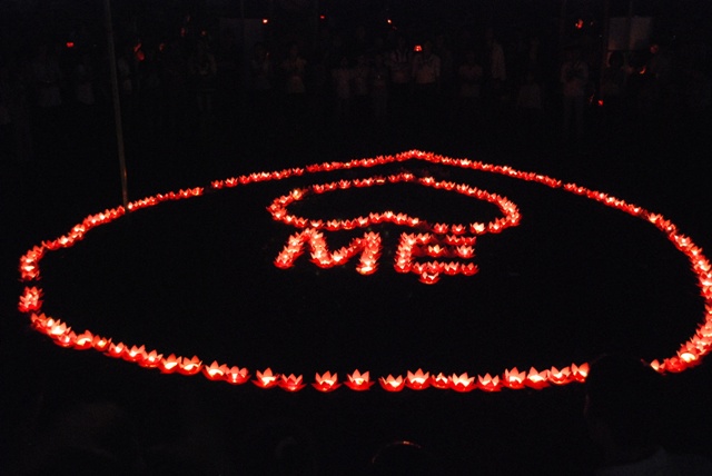 Khóa tu “Búp sen non”  với đêm nguyện cầu