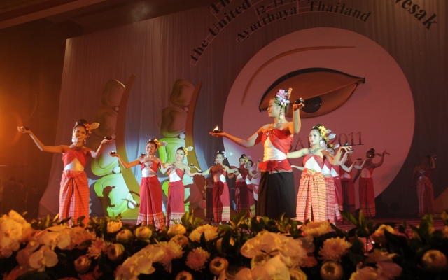 Chùm ảnh: Biểu diễn nghệ thuật chào mừng Đại lễ Vesak tại Thái Lan