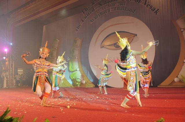 Chùm ảnh: Biểu diễn nghệ thuật chào mừng Đại lễ Vesak tại Thái Lan