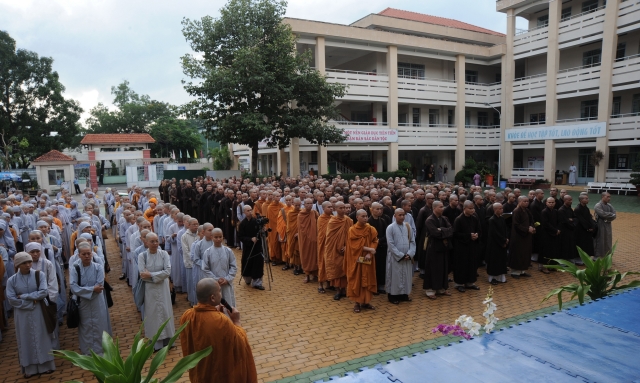 Học viện Phật giáo Việt Nam tại TP. Hồ Chí Minh  tuyển sinh Cử nhân Phật học khóa IX