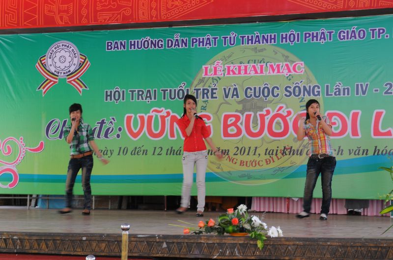 Chùm ảnh vòng loại văn nghệ Hội trại Tuổi trẻ &amp; Cuộc sống lần 4