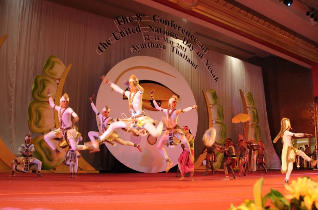Chùm ảnh: Biểu diễn nghệ thuật chào mừng Đại lễ Vesak tại Thái Lan
