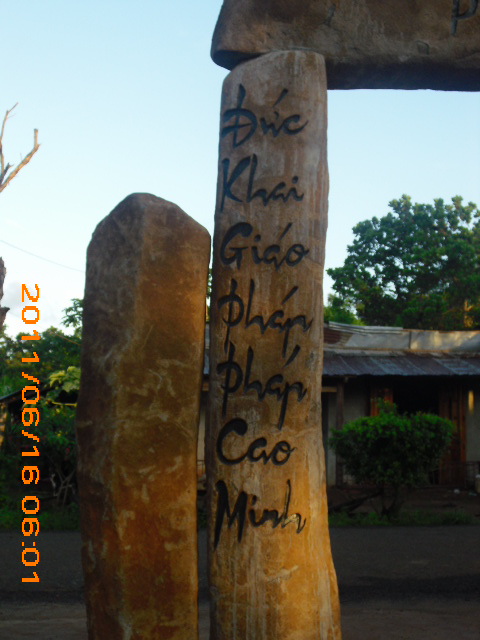 Phỏng vấn nhanh: ĐĐ. Thích Minh Hậu - trụ trì chùa Đức Hạnh - Ngôi chùa vừa được xác nhận kỷ lục Việt Nam