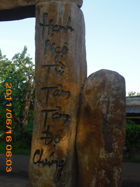 Phỏng vấn nhanh: ĐĐ. Thích Minh Hậu - trụ trì chùa Đức Hạnh - Ngôi chùa vừa được xác nhận kỷ lục Việt Nam