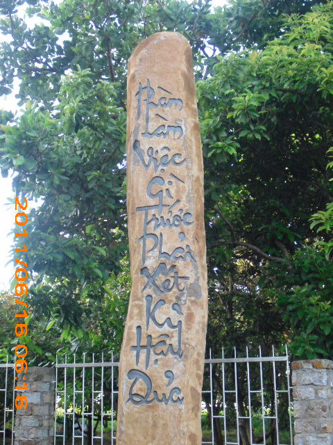 Phỏng vấn nhanh: ĐĐ. Thích Minh Hậu - trụ trì chùa Đức Hạnh - Ngôi chùa vừa được xác nhận kỷ lục Việt Nam