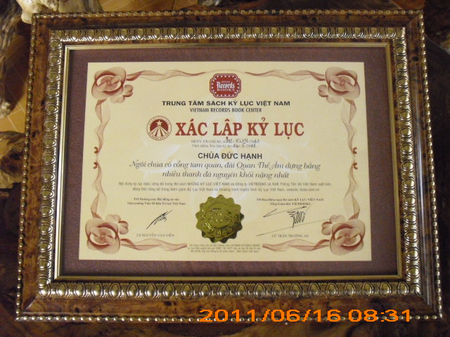 Phỏng vấn nhanh: ĐĐ. Thích Minh Hậu - trụ trì chùa Đức Hạnh - Ngôi chùa vừa được xác nhận kỷ lục Việt Nam