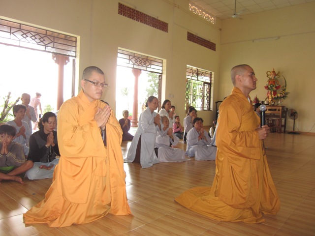 Đồng Nai: Cúng trường hạ trường Trung Cấp Phật Học Đồng Nai