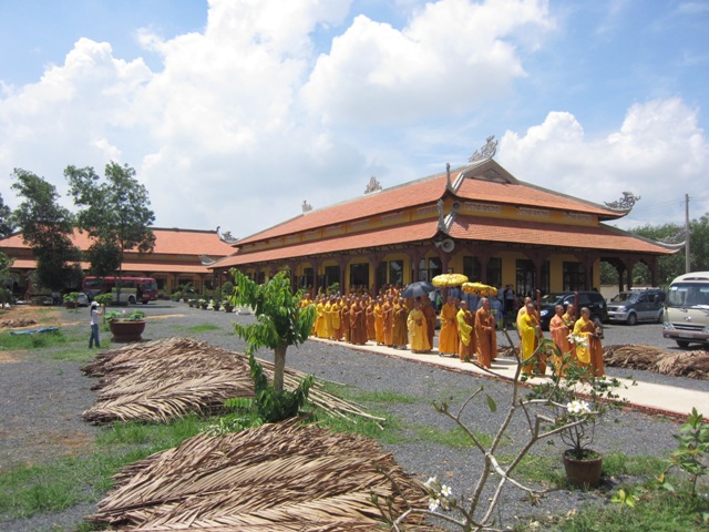 Đồng Nai: Cúng trường hạ trường Trung Cấp Phật Học Đồng Nai