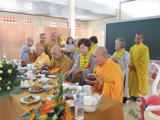 Đồng Nai: Cúng trường hạ trường Trung Cấp Phật Học Đồng Nai