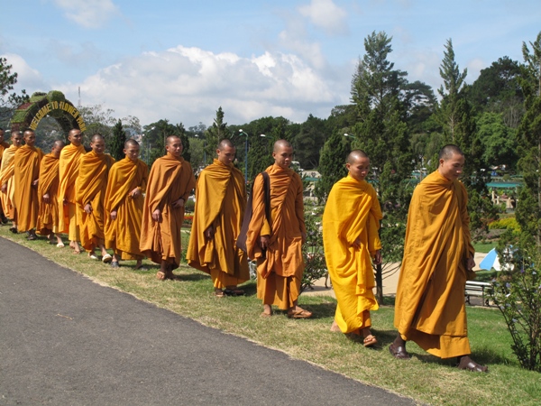 Chùm ảnh: Nét đẹp của Tăng đoàn Khất sĩ