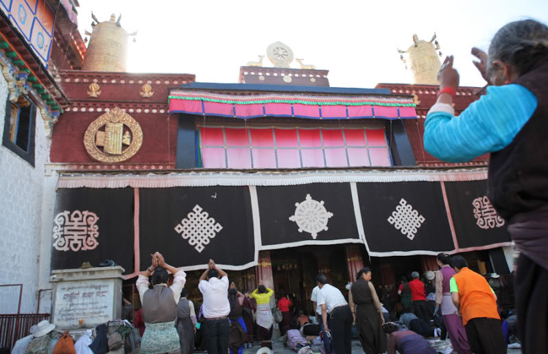 Đến Tây Tạng thăm Đại Chiêu Tự (Jokhang Temple)